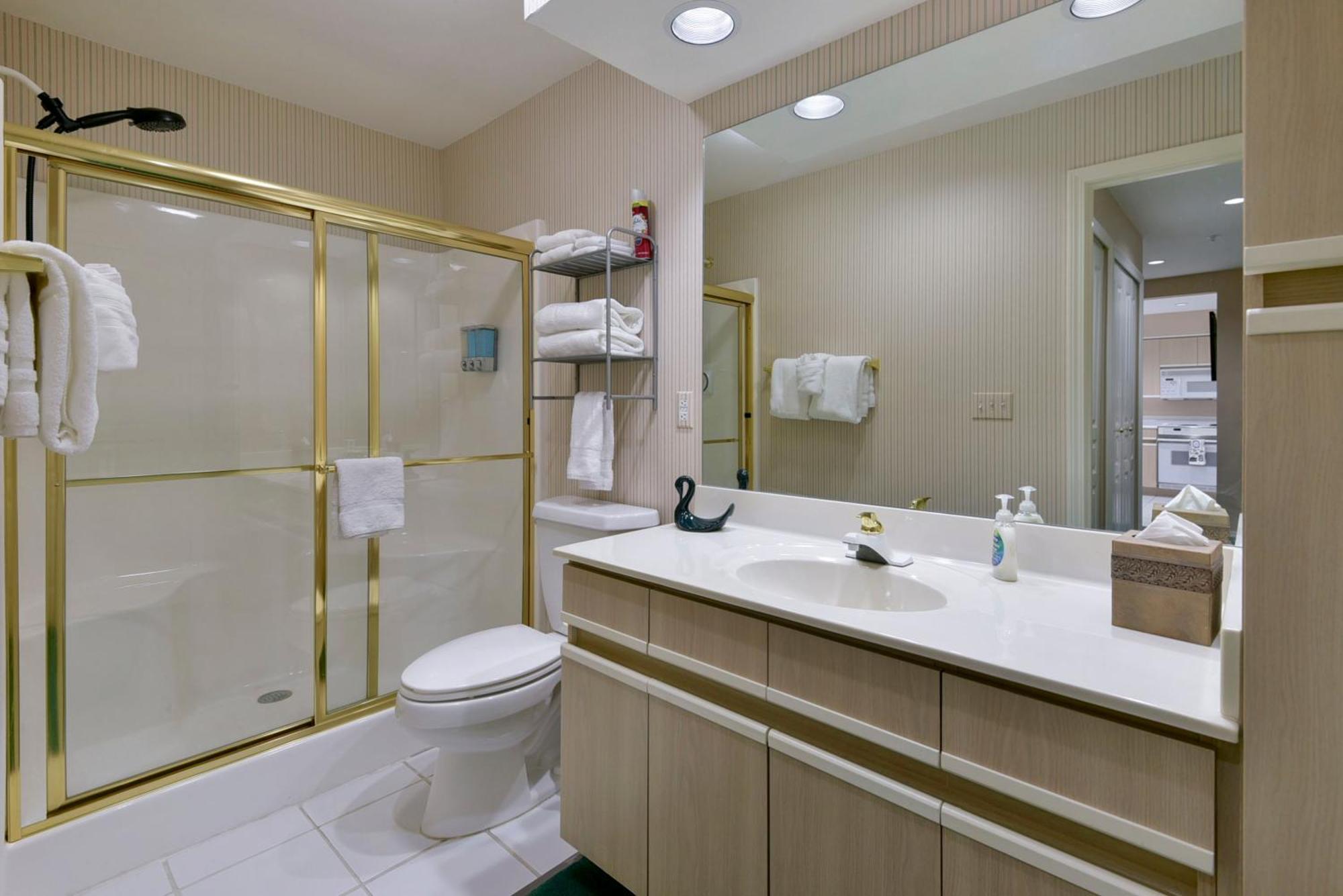 Apartment Gorgeous At Thousand Hills - Heart Of - Spacious And Affordable Branson