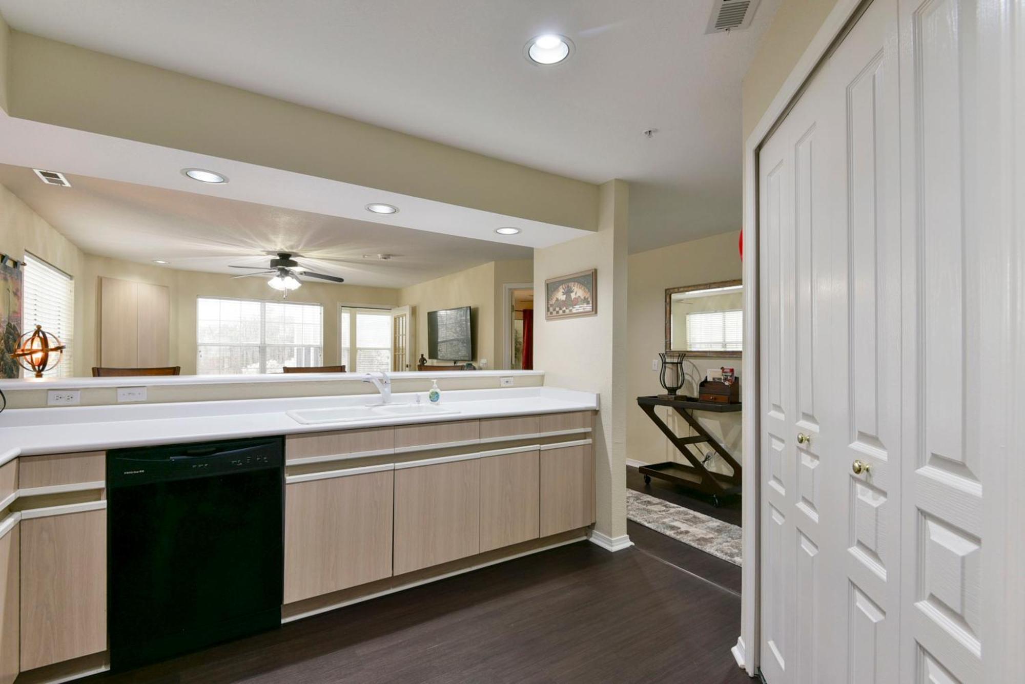 Gorgeous At Thousand Hills - Heart Of - Spacious And Affordable * Branson