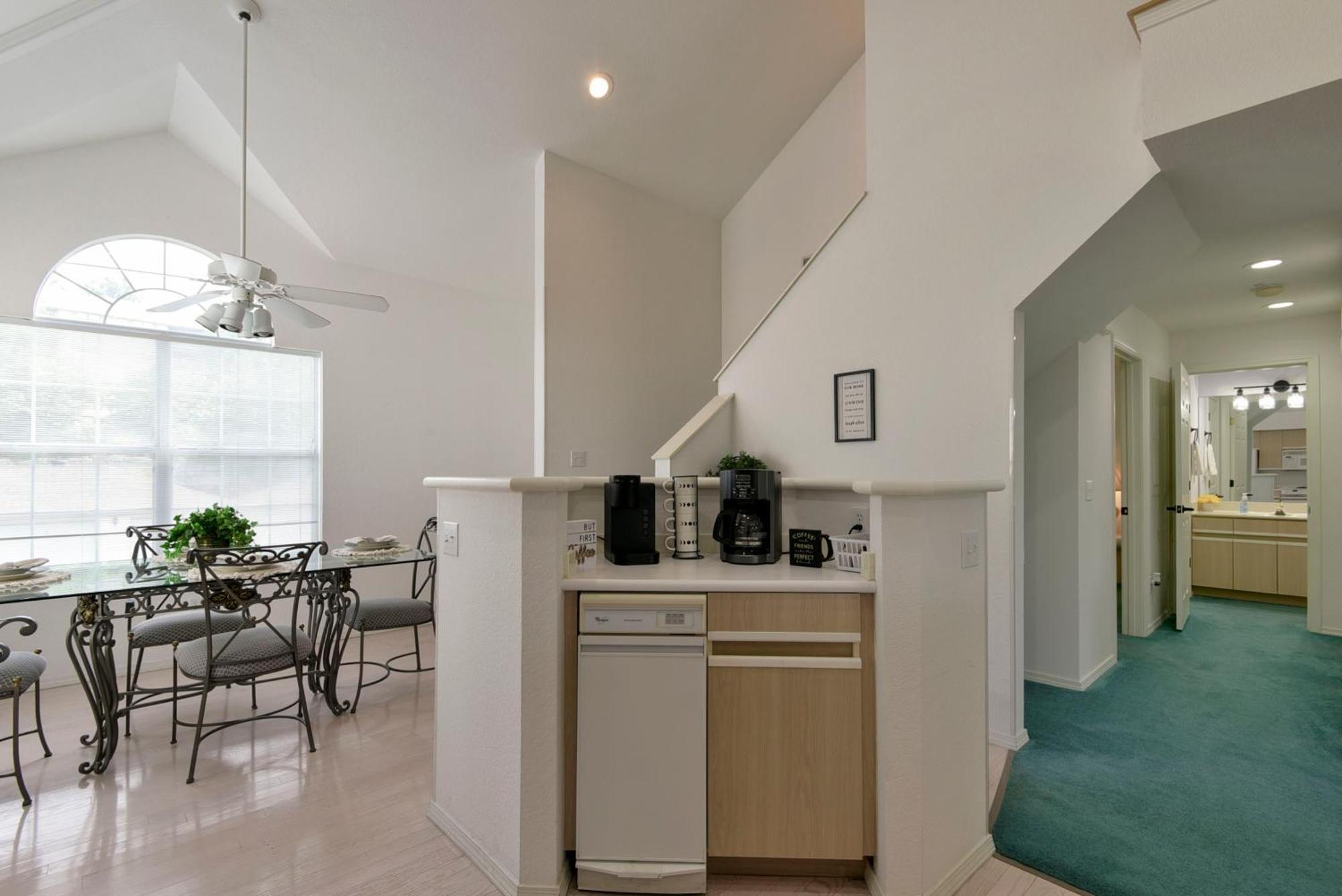 Gorgeous At Thousand Hills - Heart Of - Spacious And Affordable Apartment *